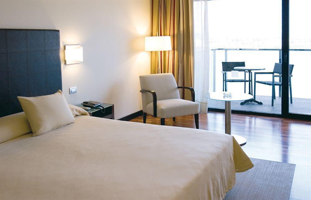 Occidental Aranjuez Hotell Rum bild