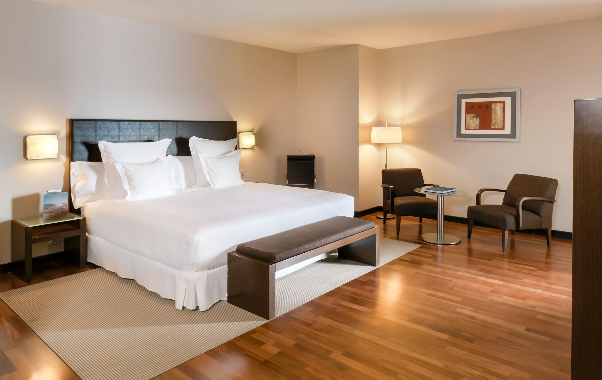 Occidental Aranjuez Hotell Exteriör bild