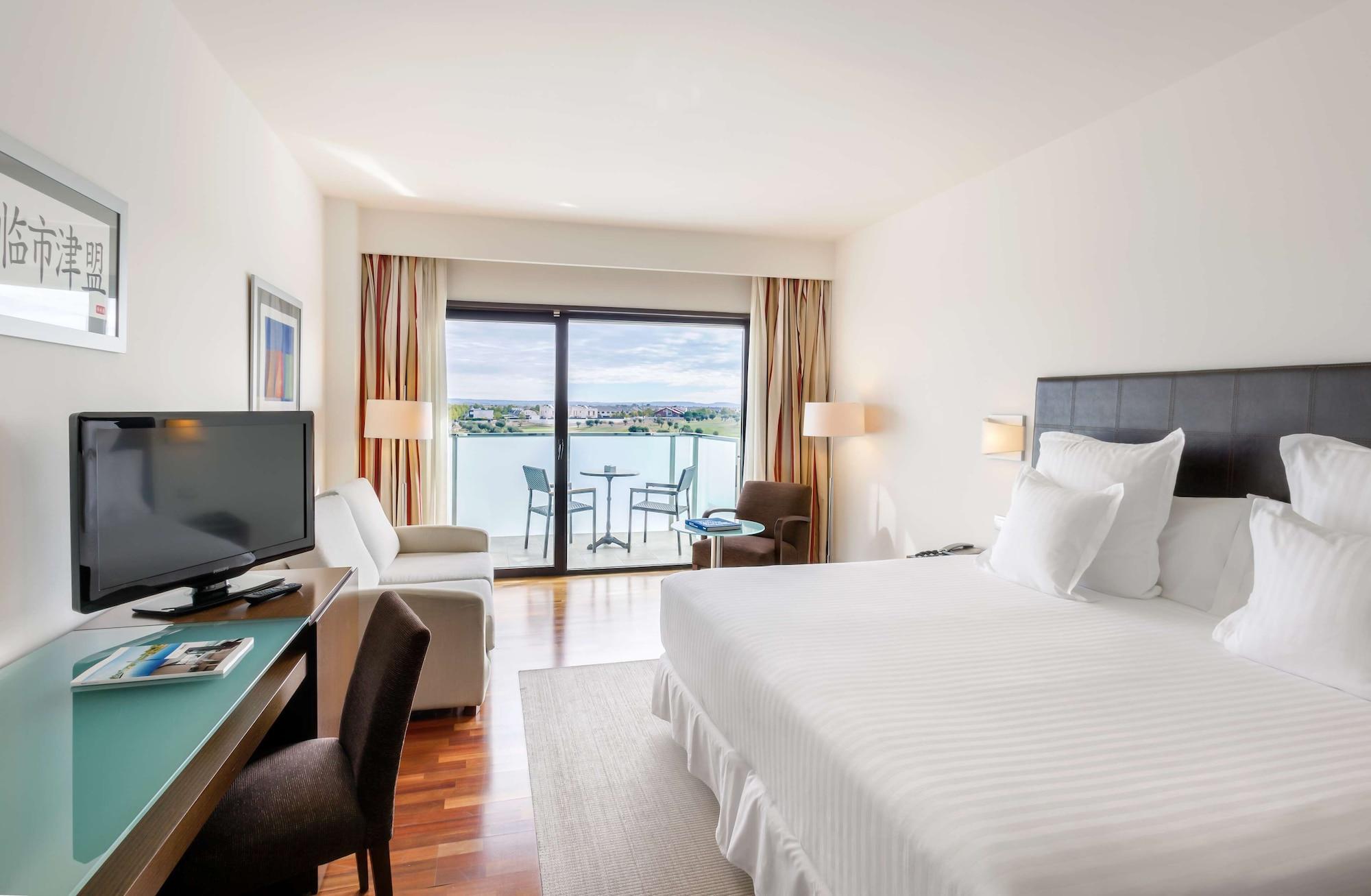 Occidental Aranjuez Hotell Exteriör bild