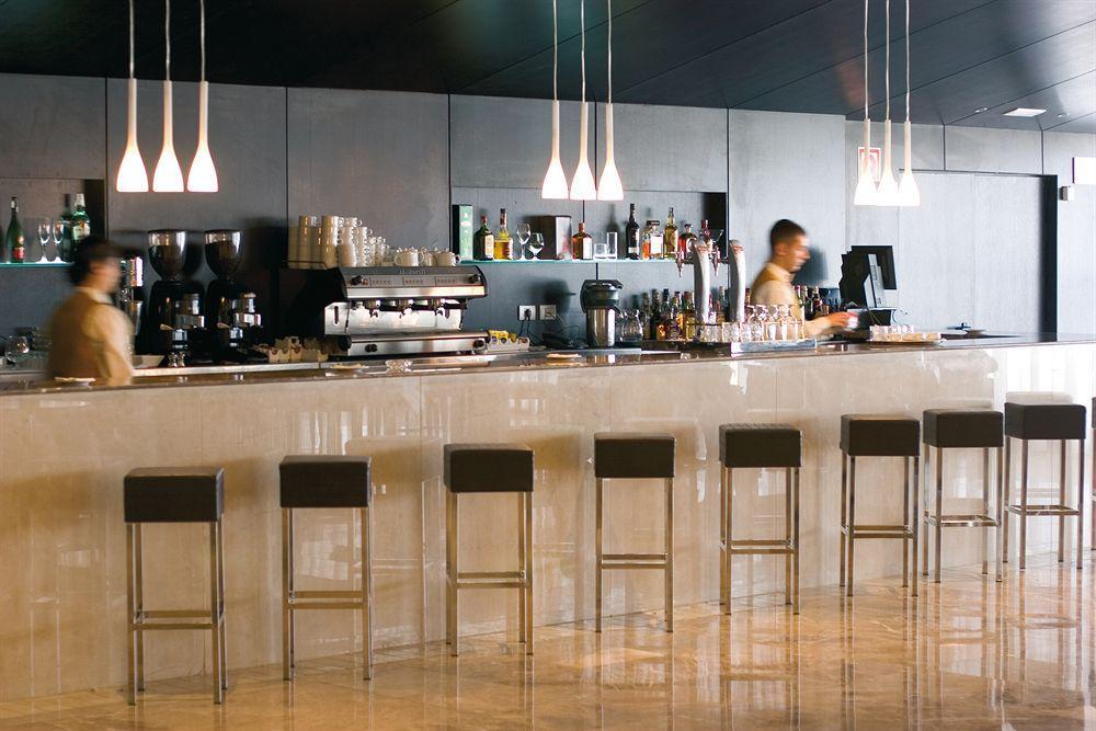Occidental Aranjuez Hotell Restaurang bild