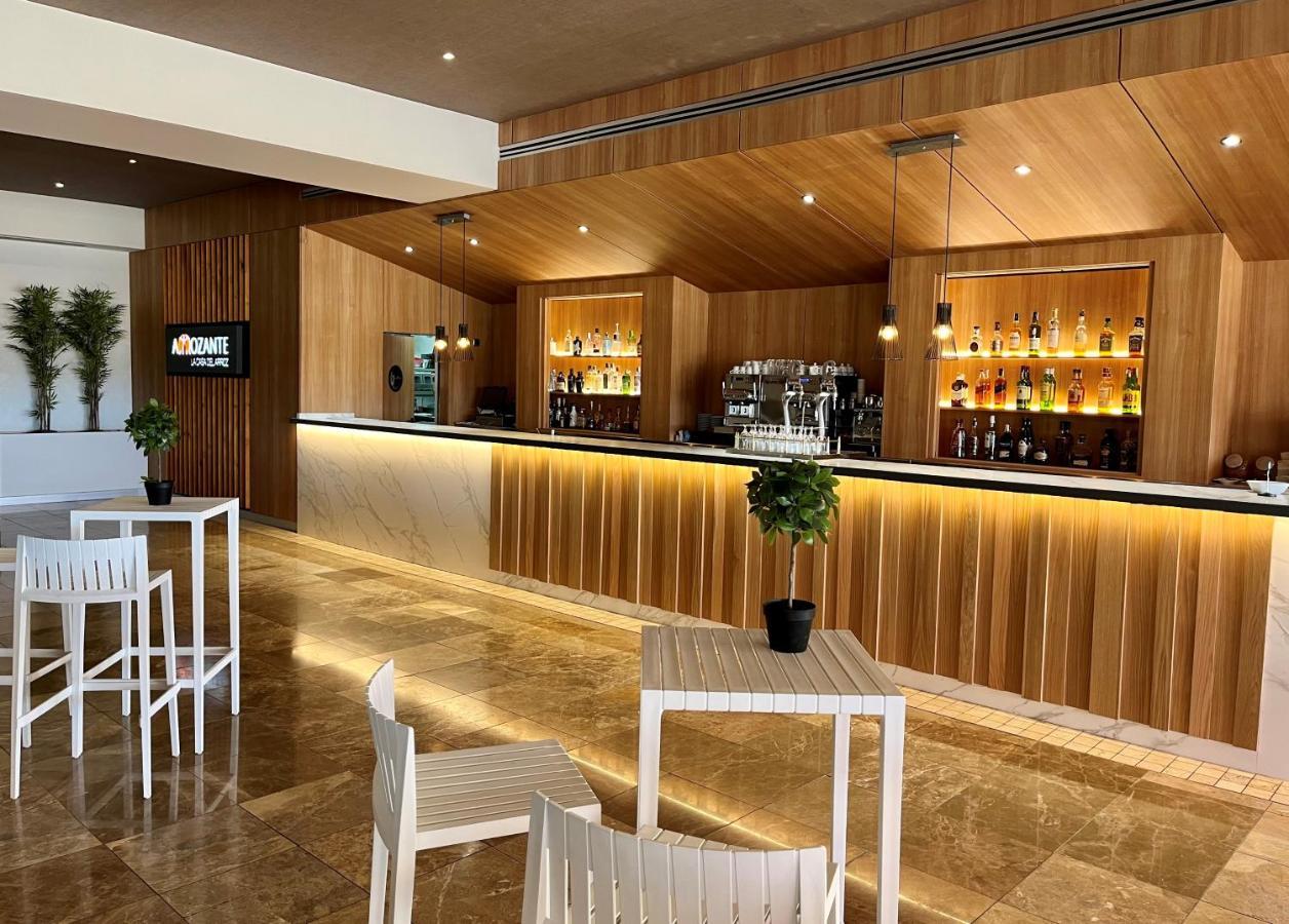 Occidental Aranjuez Hotell Exteriör bild