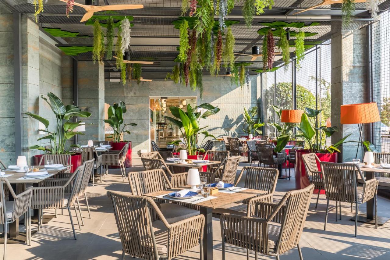 Occidental Aranjuez Hotell Exteriör bild